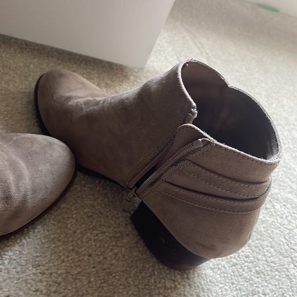 Nice dress shoes - Picture 2 of 2